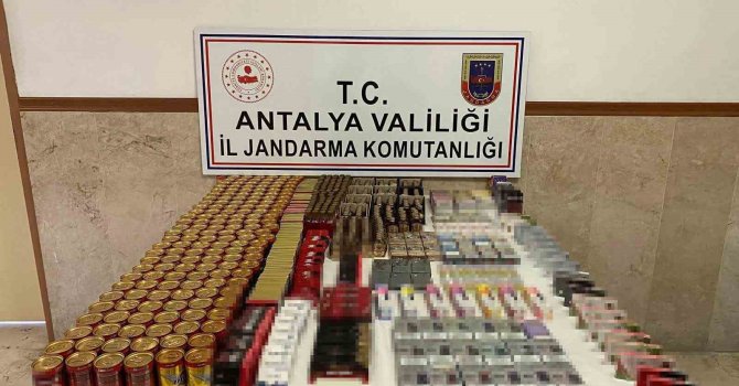 Manavgat’ta bir markete kaçak sigara baskını