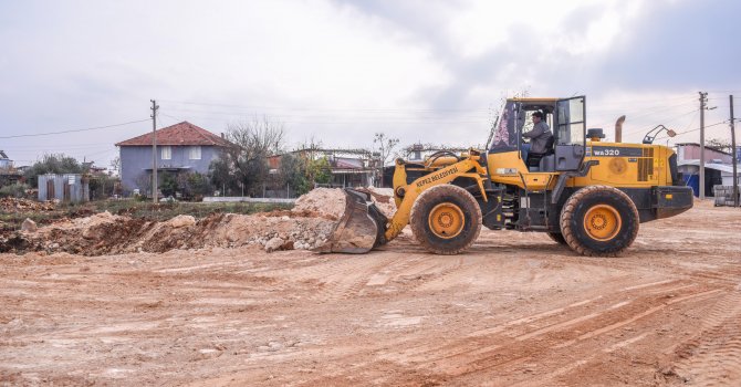 Kepez’den yeni yılın ilk parkı Altıayak’a