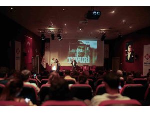 Hastanede belgesel gösterimi