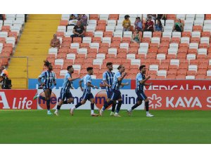 Trendyol Süper Lig: Adana Demirspor:1 - Samsunspor:0 (Maç devam ediyor)