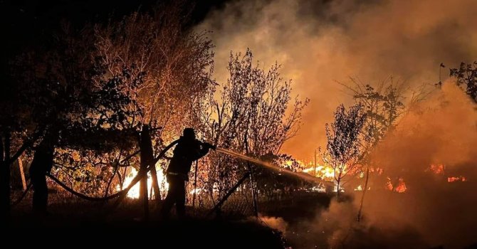 Akseki’de tarım arazisinde yangın