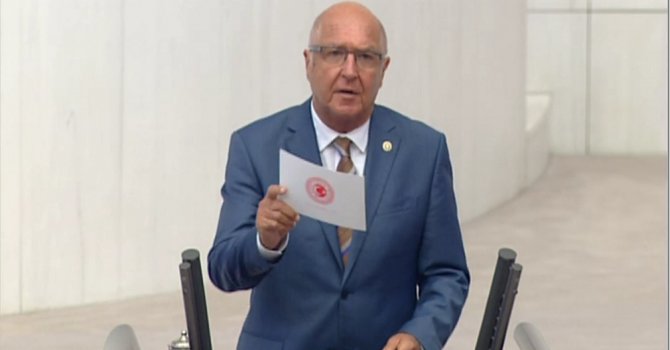 İYİ Partili Subaşı'nın basın açıklaması