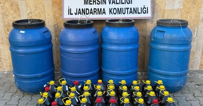 Mersin’de sahte içki imalathanesine operasyon: 2 ton 115 litre içki ele geçirildi