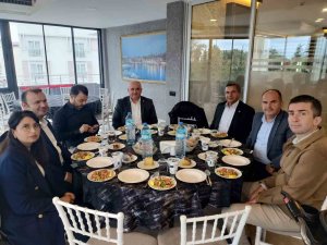 Eğitim Bir Sen Antalya Şubesi’nden Engelliler Günü buluşması