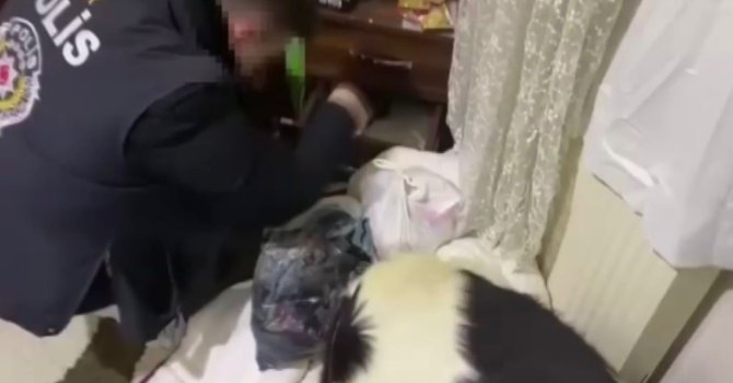 Osmaniye’de vatandaşları alışveriş sitesi üzerinden 1 milyon 533 bin lira dolandıran 2 şahıs tutuklandı