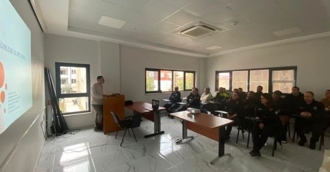 Bozyazı’da bağımlılıkla mücadele eğitimi düzenlendi