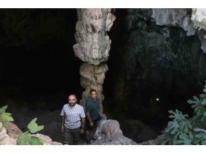 Sarkıtlarıyla beğeni toplayan maymunlar mağarası keşfedilmeyi bekliyor