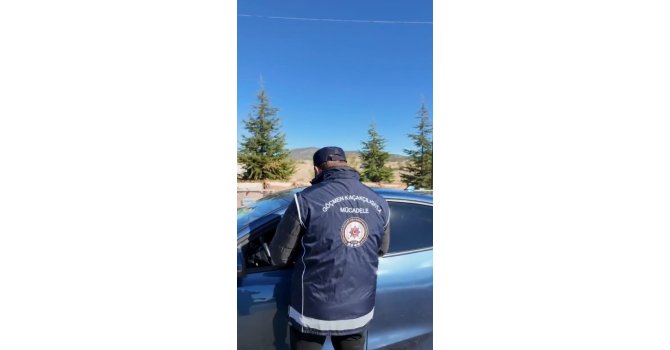 Isparta’da düzensiz göçmen operasyonu: 10 düzensiz göçmen ülkelerine gönderiliyor