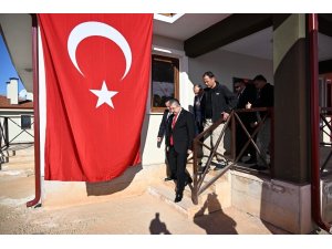 Osmaniye’de yapımı tamamlanan 20 köy evinin anahtar teslimi yapıldı