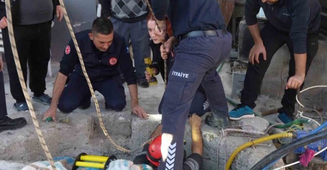 Dinamodaki arızayı gidermek için girdiği kuyuda mahsur kaldı