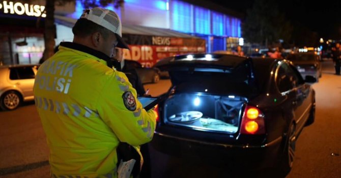 Isparta’da trafik denetimi: 39 sürücüye ceza, 2 araç trafikten men edildi