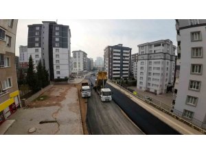 Onikişubat Belediyesi’nden asfalt seferberliği