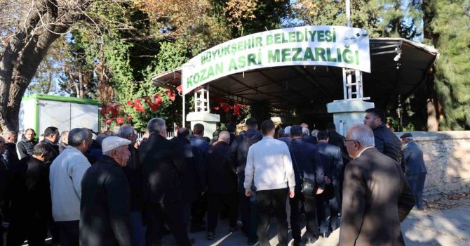 Turgut Özal’a silahlı saldırı düzenleyen şahsı vuran koruma hayatını kaybetti