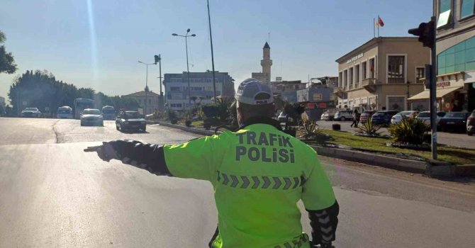 Adana’da trafik denetimi gerçekleştirildi