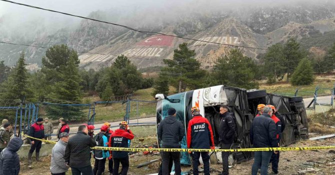Isparta’da feci otobüs kazasında can pazarı: 1 ölü, 24 yaralı