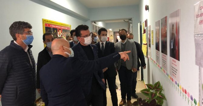 Atay Uslu'dan Finike BİLSEM'e ziyaret