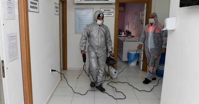Dezenfekte çalışmaları sürüyor