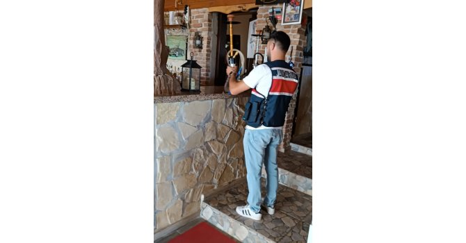 Belgesiz nargile sunumu yapan işletmeye ceza kesildi