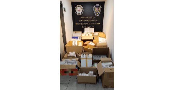 Antalya’da 5 bin 105 kutu kaçak ilaç ele geçirildi