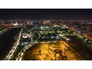 Adana geceleri ışıl ışıl