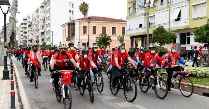 Atatürk’ün Antalya’ya gelişi anısına bisiklet turu