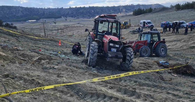 Tarlasının sürülüşünü çekerken traktörün altında kalan sürücü öldü