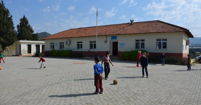 Büyükşehir’den eğitim kurumlarına destek