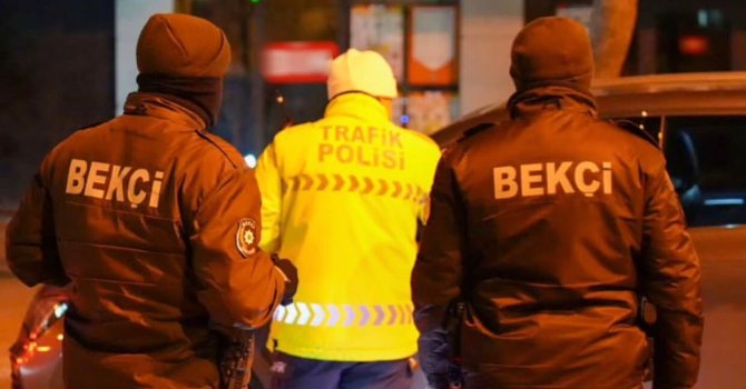 Isparta’da trafik ve asayiş uygulaması: 9 sürücüye idari para cezası