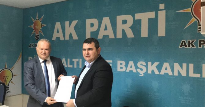 Hidayet Gültekin  siyasete de girdi