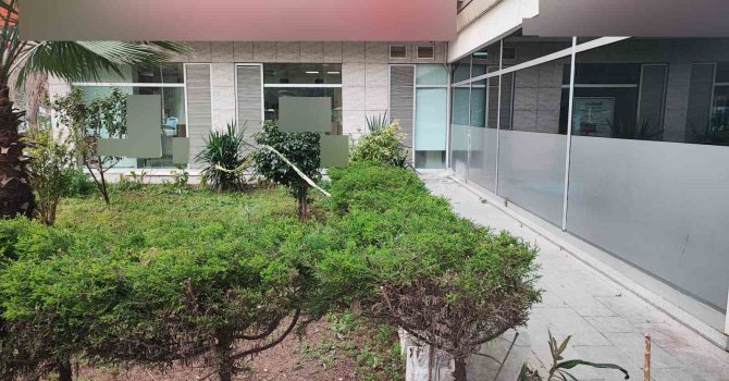 Adana’da 8. kattan düşen şahıs hayatını kaybetti