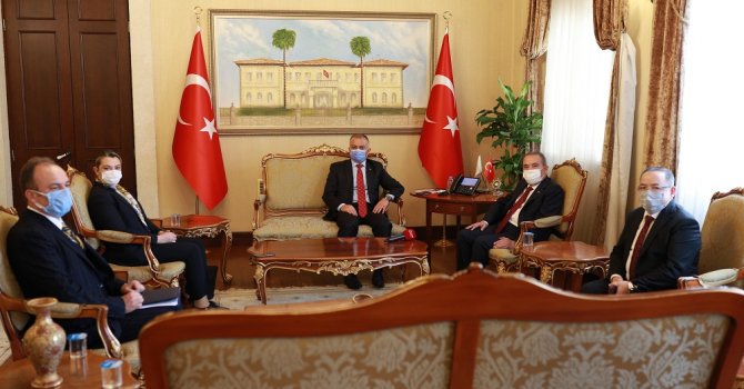 Başkan Böcek’ten Vali Yazıcı’ya ziyaret