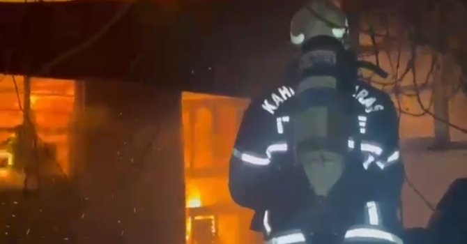 Kahramanmaraş’ta metruk evde yangın