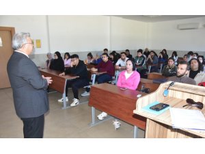 Anamur’da ’Yeşilay Haftası Semineri’ düzenlendi