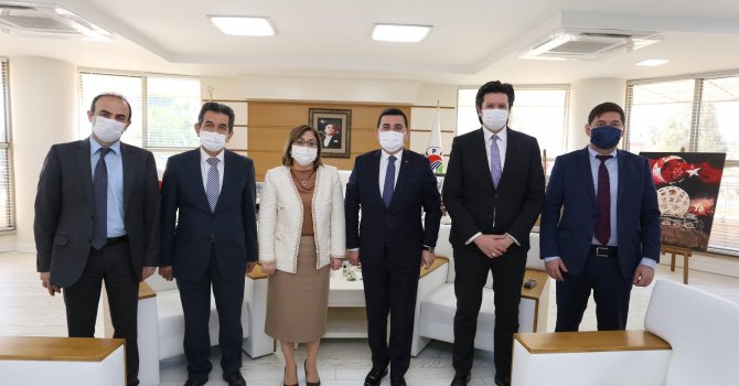 Muratpaşa, insan hakları programına kabul edildi