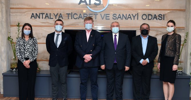 "Antalya Limanı’nda Yüksek Fiyat Politikası Devam Ederse, Sıkıntılar Çözülmez"