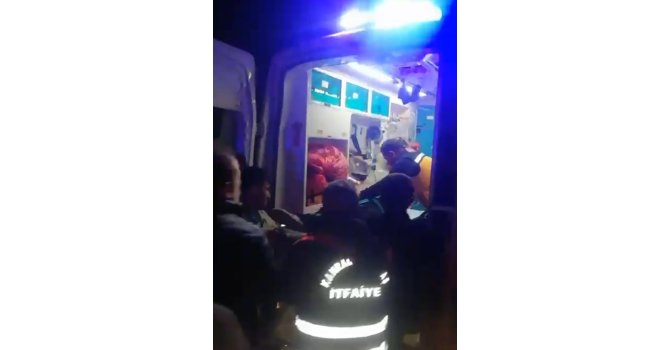 Üçüncü kattan başka bir evin çatısına düştü