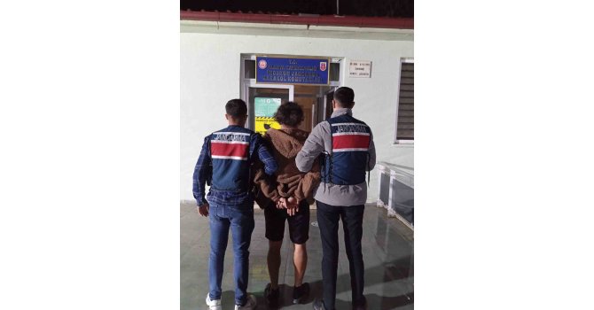 15 farklı suçtan aranan firari jandarmanın operasyonuyla yakalandı