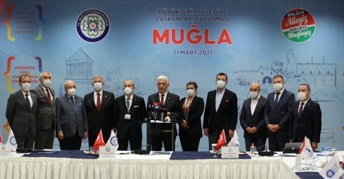 Pandemi, deprem ve turizm konuşuldu