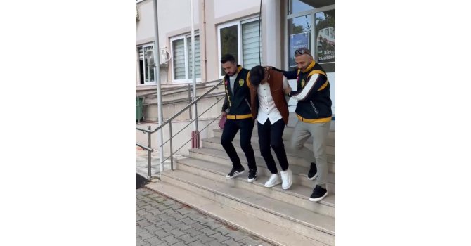 Elektrikli bisiklet ve cep telefonu gasbeden 2 zanlı tutuklandı