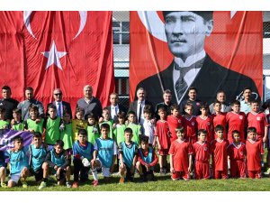 Kemer’de 23 Nisan Futbol Turnuvası başladı