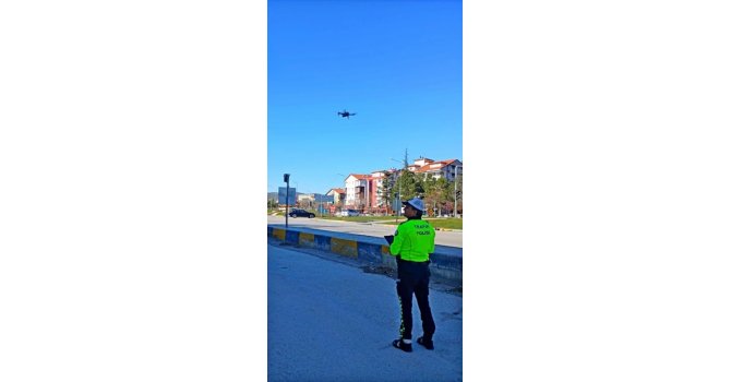 Isparta’da dron destekli trafik denetiminde 9 araca ceza