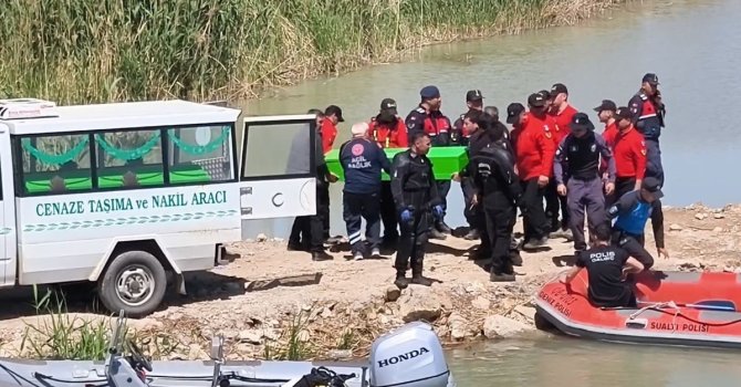 Cumali’nin cansız bedeni sudan çıkarılıp morga gönderildi