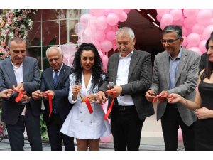 Açılışını Başkan Karalar’ın yaptığı güzellik merkezi mağdurları haklarını almak istiyor