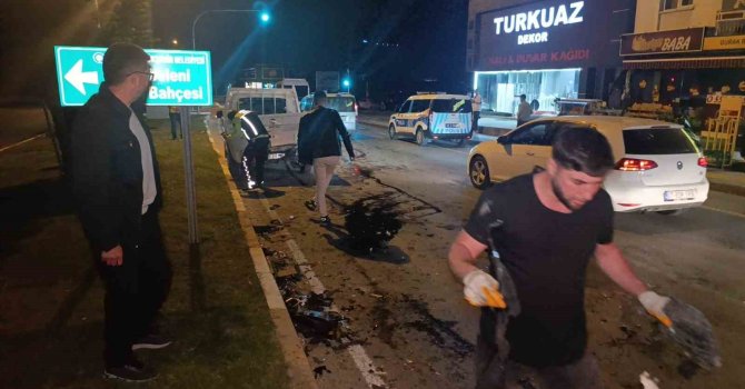 Alkollü sürücü kırmızı ışıkta bekleyen araçlara çarptı: 2 yaralı