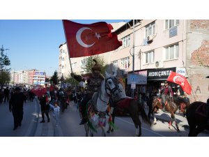 Kepenek giyildi, cura çalındı, Yörükler Burdur’da yürüdü