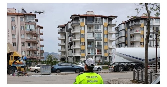 Isparta’da dron destekli trafik denetiminde kurallara uymayan 7 araca ceza