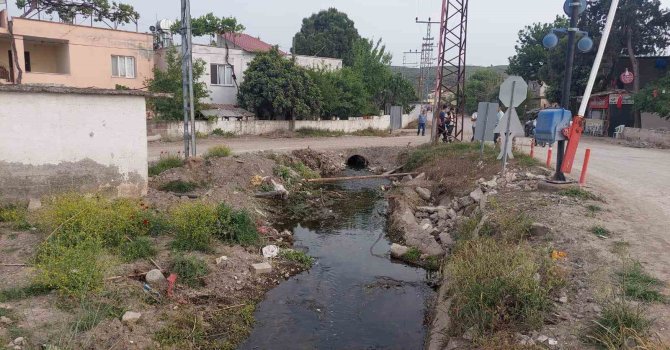 Elektrik akımına kapılan anne-kız hayatını kaybetti