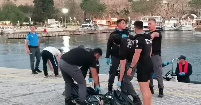 Antalya’da manzara izlerken falezlerden düşen yabancı uyruklu genç öldü