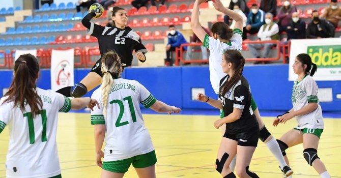  Mavi Kelebekler, Sivas’ı da puansız gönderdi