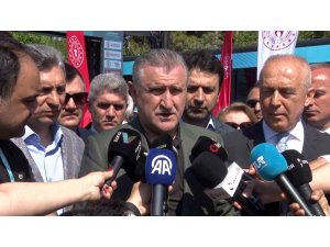 Osman Aşkın Bak: "Türkiye, dünyada büyük bir spor ülkesi haline geldi"